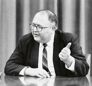 Hermann Kahn