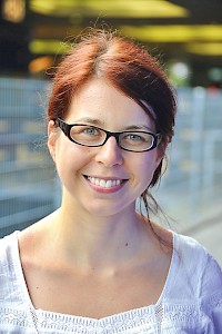 Vanessa Köneke (* 1982)ist freie Journalistin undBuchautorin und promoviertderzeit an der CologneGraduate School der Uni -versität Köln zum ThemaSterbehilfe.
