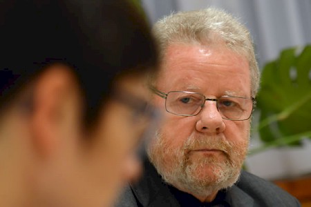 Werner Billing: Der 73-Jährige war viele JahreObermeister der sächsischenBestatter-Innung. Er betreibtzusammen mit seiner Familieein Bestattungsunternehmenmit sechs Filialen in Pirna,Dresden und Heidenau.