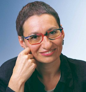 Dr. Doris Wolf (Jahrgang 1954) ist seit mehr als 30 Jahren als psychologische Psychotherapeutin tätig. www.doriswolf.de