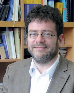 Prof. Dr. Raymond Voltz