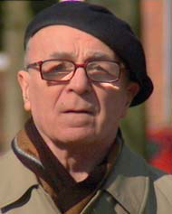 Johannes Fischer, Jahrgang 1930, verheiratet, zwei Söhne. Geboren in Mainz als jüngstes von sechs Kindern. Mit 20 Eintritt in den Jesuitenorden, Philosophie- und Theologiestudium in England, den Niederlanden und Deutschland. Ordensaustritt 1960 wegen schwerer Krankheit. Lektor beim Herder-Verlag in Freiburg, danach bis zur Pensionierung 1994 Referent bei der Deutschen Bischofskonferenz, Zentralstelle Medien in Bonn. 1994 erste Krankheitssymptome, 2004 erste Demenz-Diagnose, 2005 Umzug in ein Bonner Pflegeheim. Dort gestorben Anfang 2011.