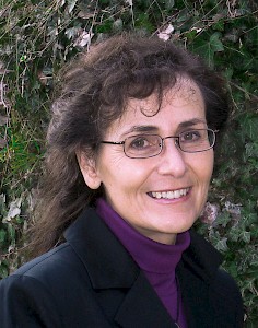 ￼Die Trauerrednerin Helene Düperthal gestaltet Abschiedsfeiern.